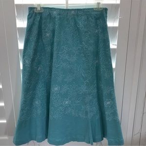 Dialogue skirt Aqua Mint color Embellished beaded Size 6 New without tags